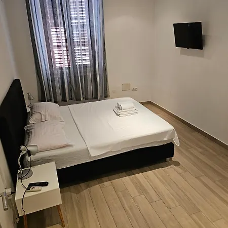 Jadran - 2 Bedroom Apt For 6 People Zadar Exterior foto